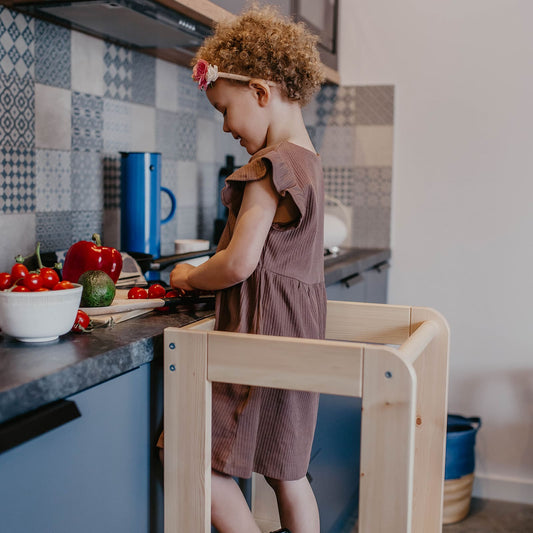 Wooden Kitchen Helper, Natural